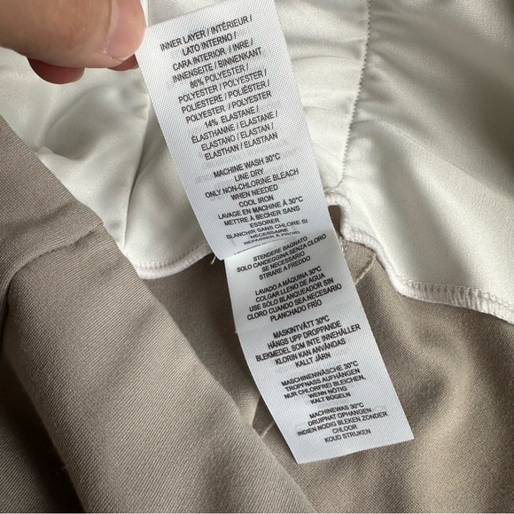 Lysse (Medium) Elm Crop Legging (EcoVero™ Lightweight Ponte, 26" Inseam) - Picture 2 of 9